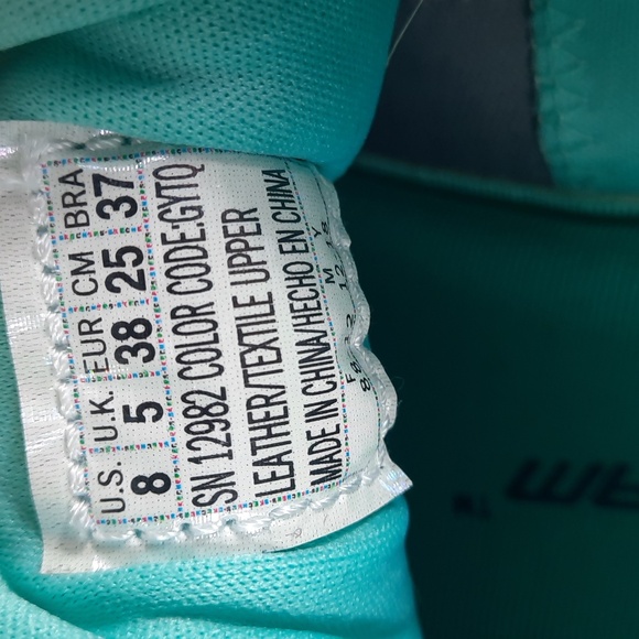 Skechers Women's Suited Memory Foam Leather Shoes Size 8 Gray Green Athletic - Picture 9 of 11